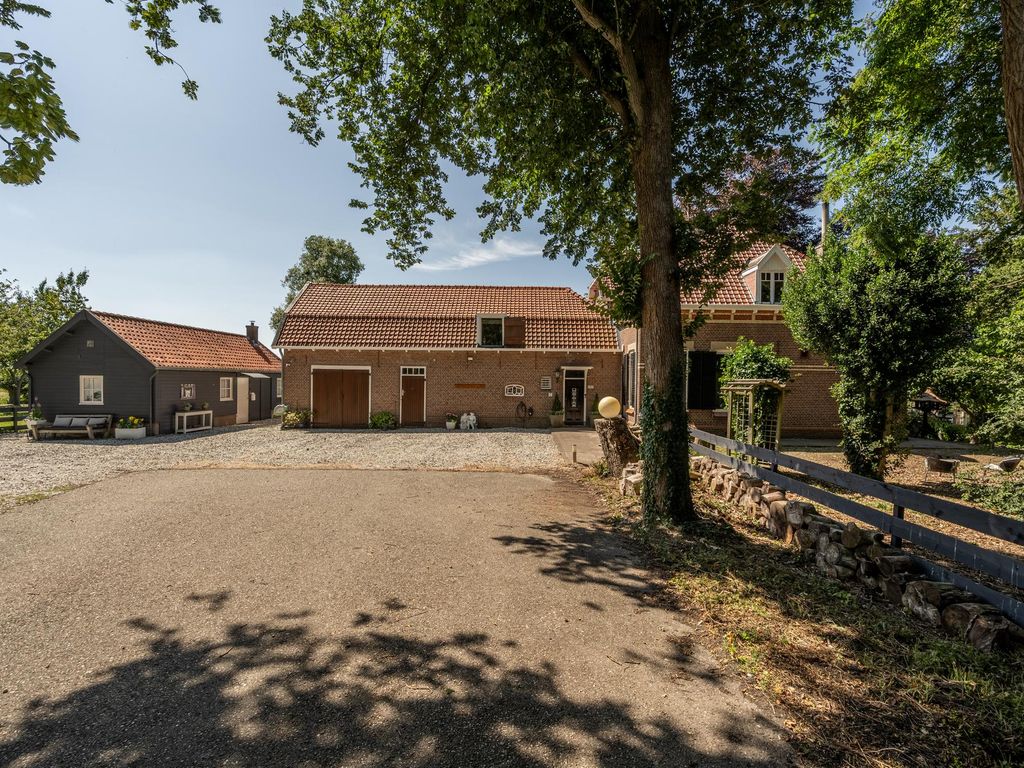 Brabersweg 25, MIJNSHEERENLAND