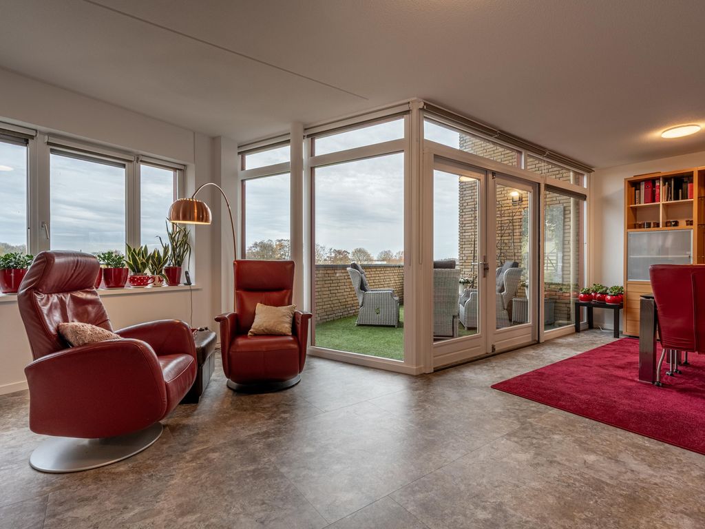 Dokter Kroesenring 42, OUD-BEIJERLAND