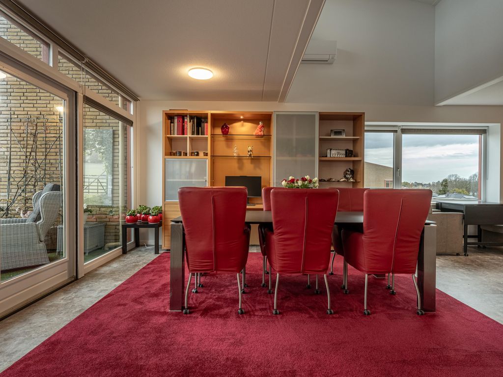 Dokter Kroesenring 42, OUD-BEIJERLAND