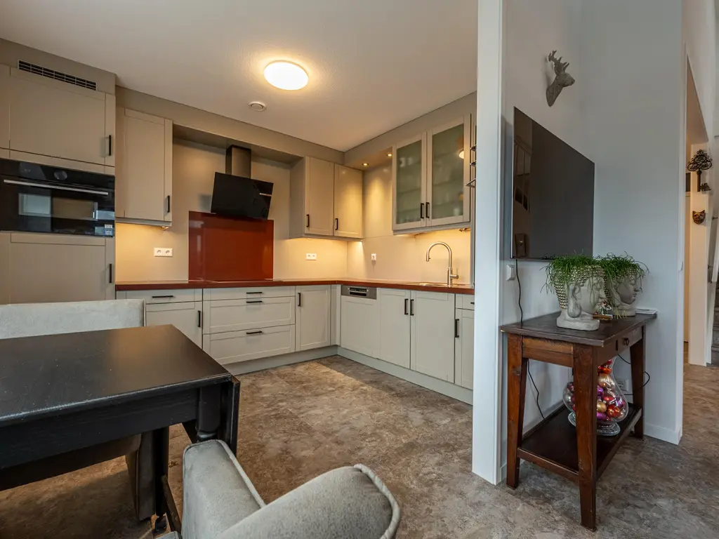 Dokter Kroesenring 42, OUD-BEIJERLAND