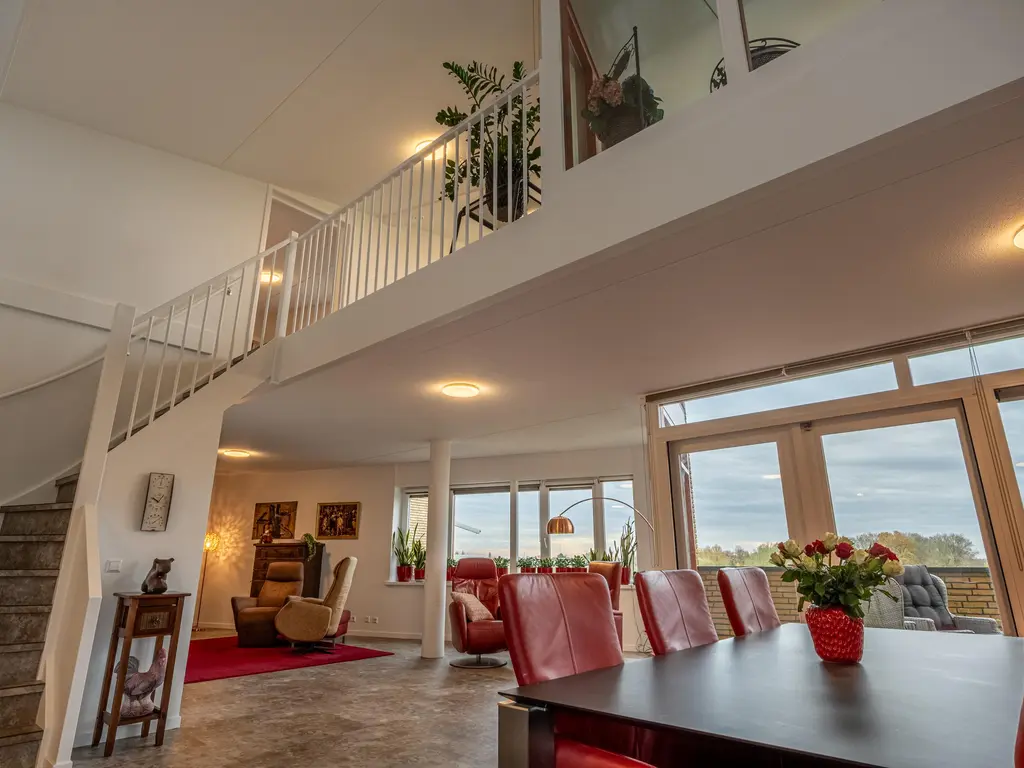 Dokter Kroesenring 42, OUD-BEIJERLAND