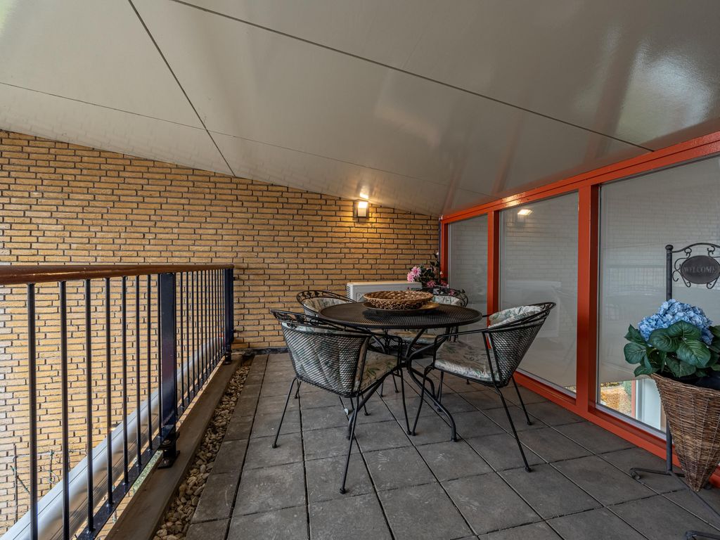 Dokter Kroesenring 42, OUD-BEIJERLAND