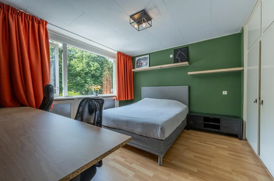 van Egmondstraat 28