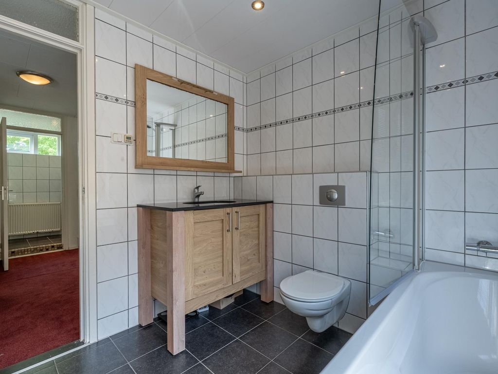 van Egmondstraat 28, NIEUW-BEIJERLAND