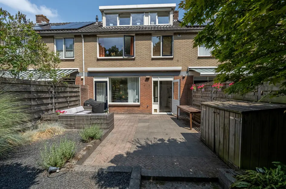 van Egmondstraat 28