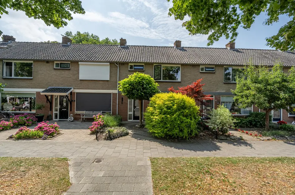 van Egmondstraat 28