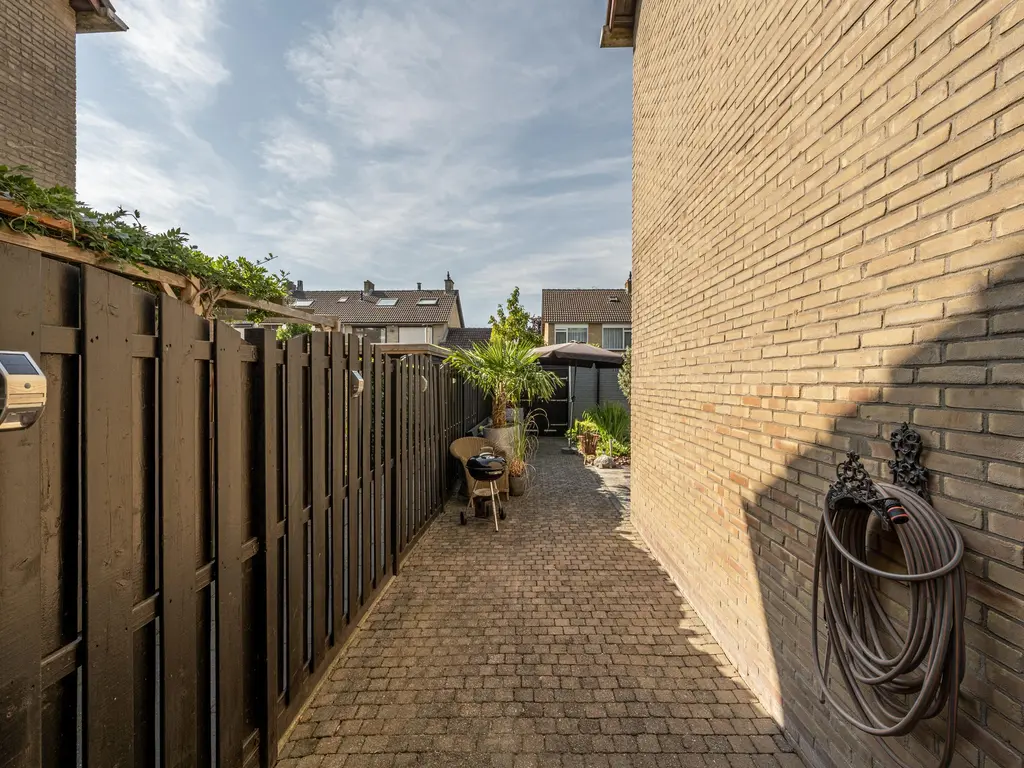 Ridder van Dorplaan 46, ZUID-BEIJERLAND
