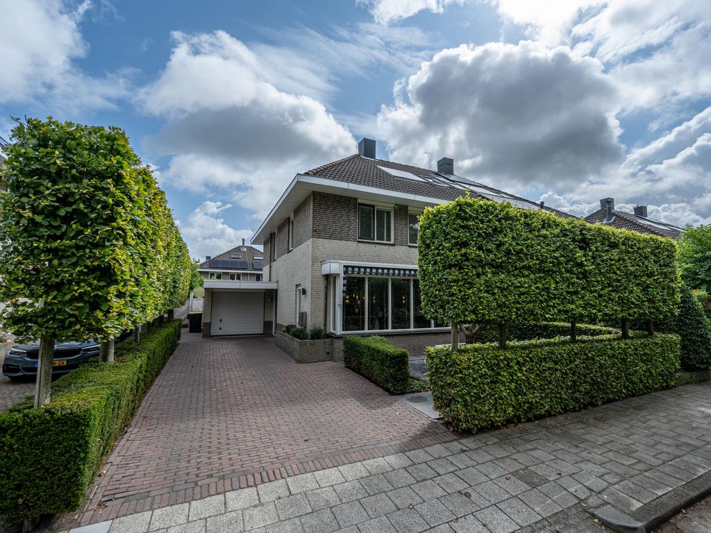 Rudolf Steinerpad 8, OUD-BEIJERLAND