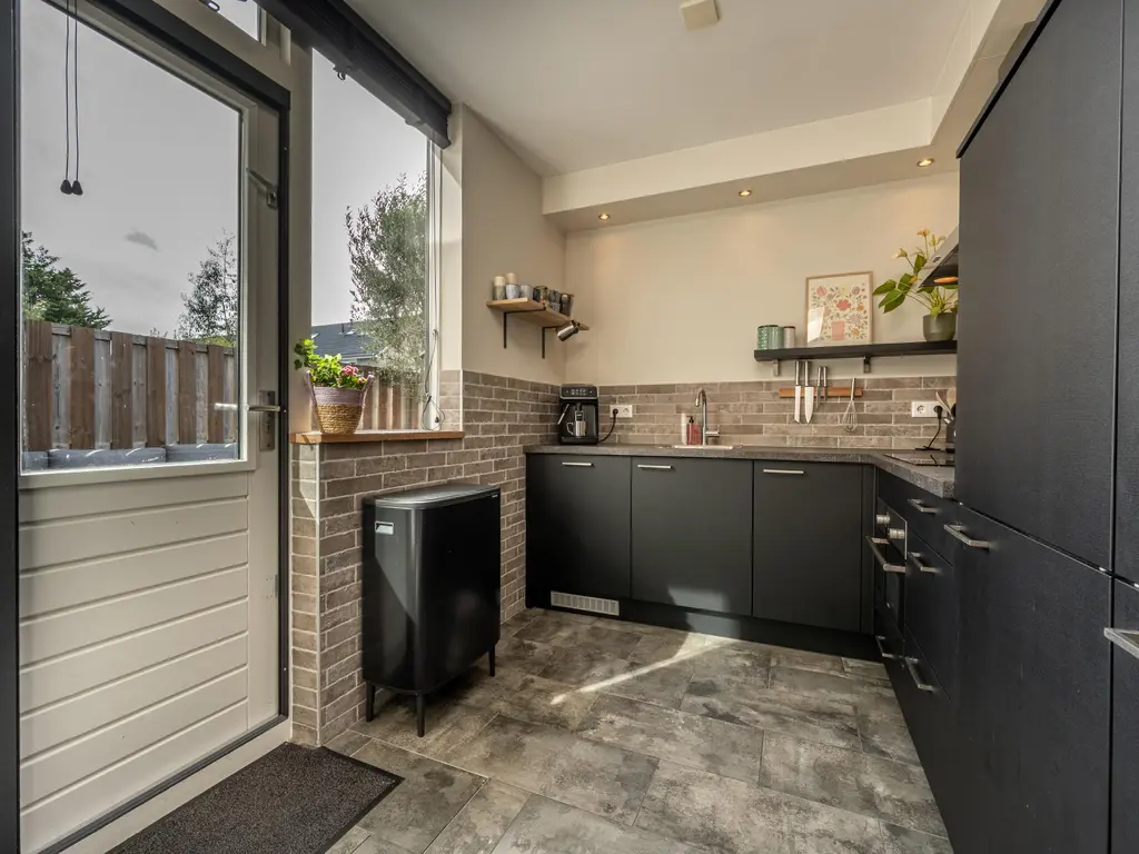 Seringenstraat 24, OUD-BEIJERLAND