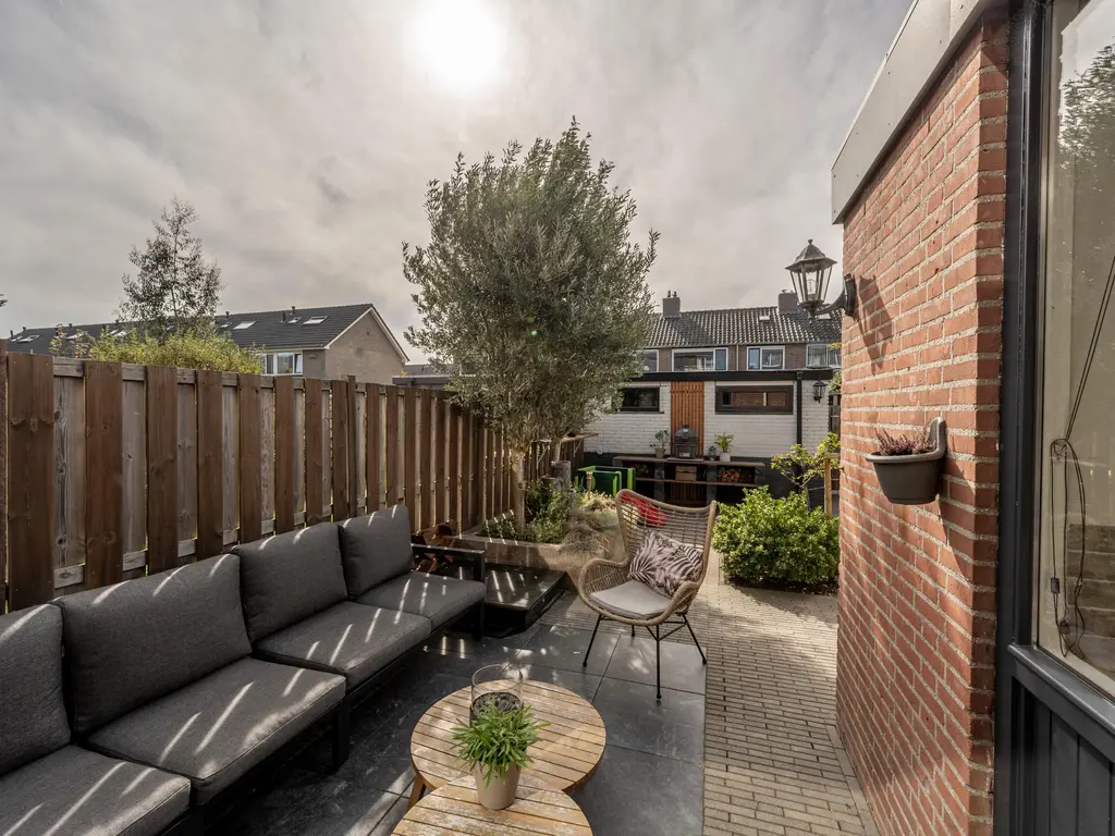 Seringenstraat 24, OUD-BEIJERLAND
