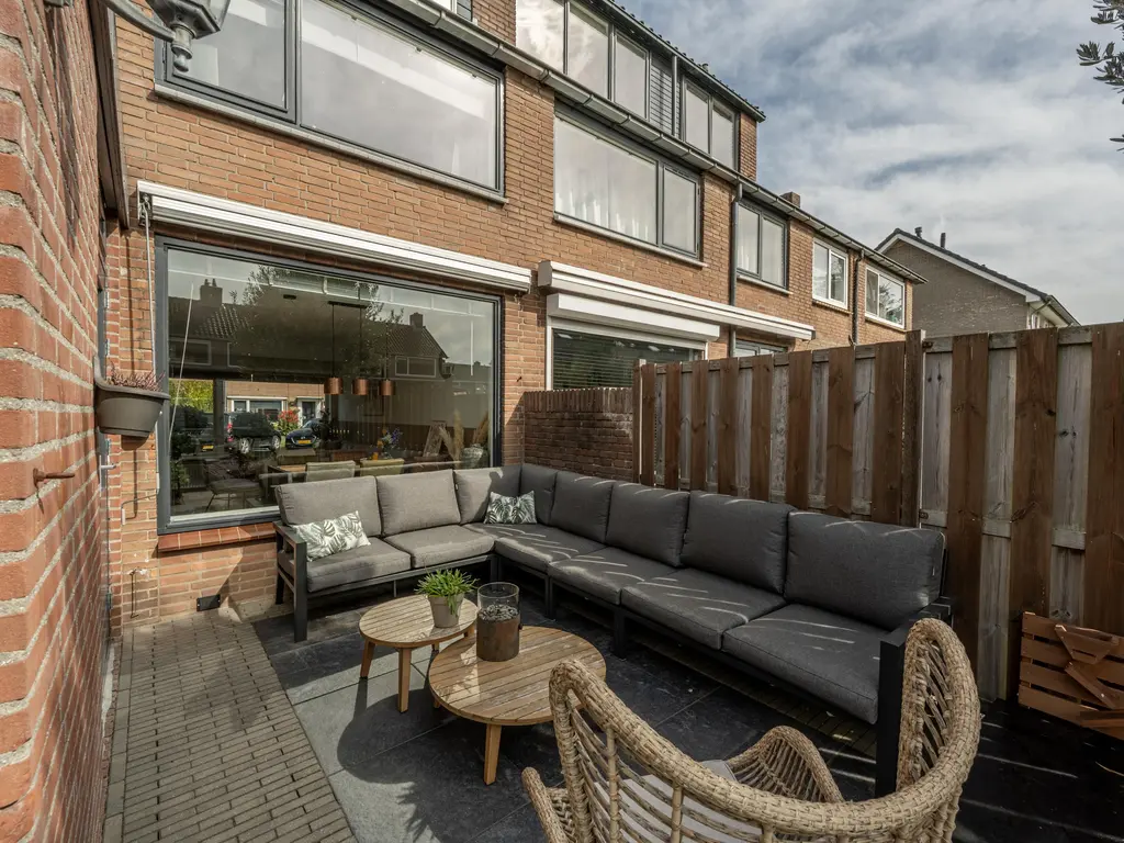 Seringenstraat 24, OUD-BEIJERLAND