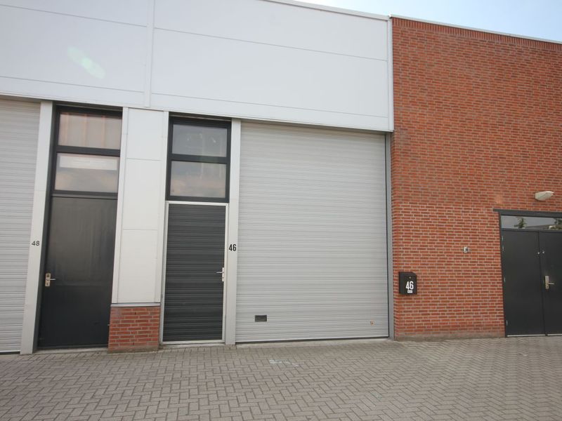 Aston Martinlaan 46, Oud-Beijerland