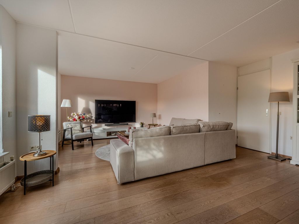 Bachlaan 29, OUD-BEIJERLAND