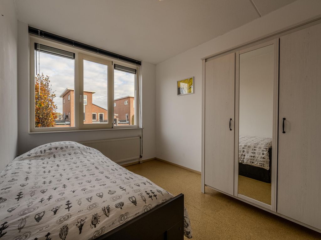 Bachlaan 29, OUD-BEIJERLAND