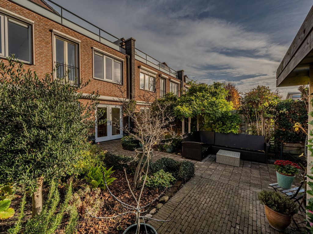 Bachlaan 29, OUD-BEIJERLAND