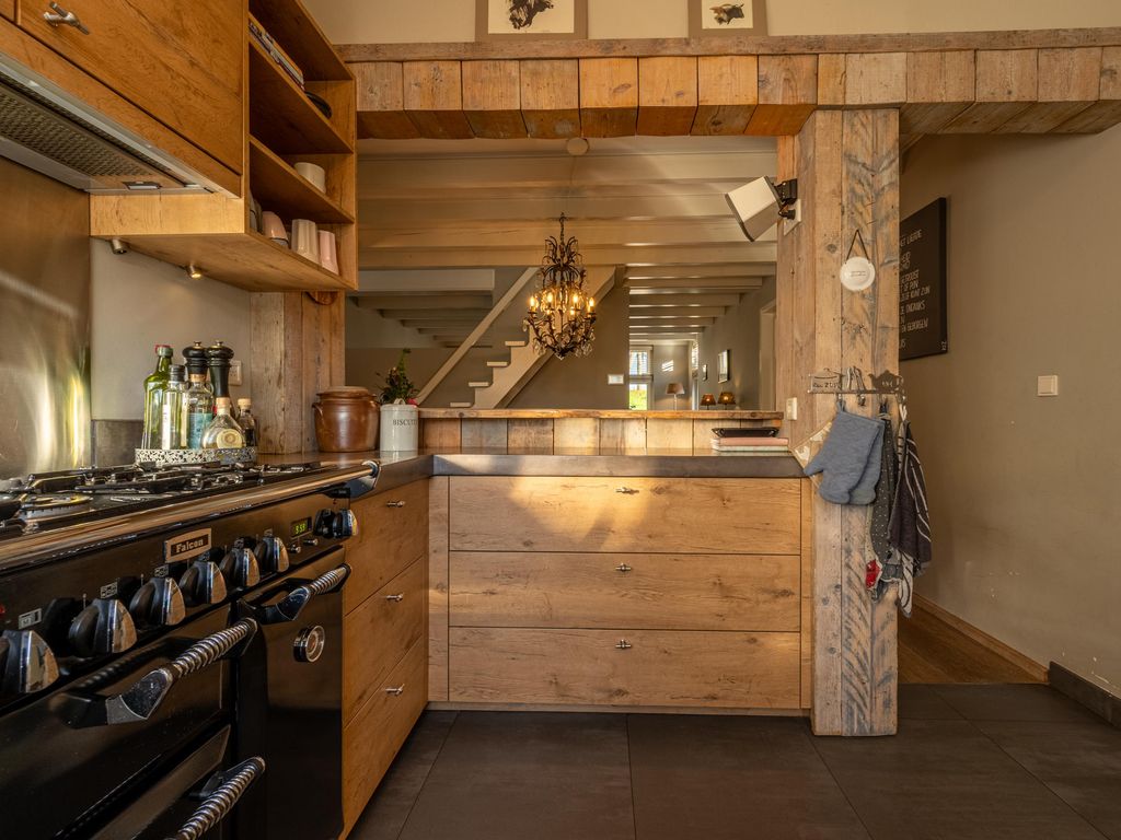 Middelsluissedijk WZ 53, NUMANSDORP