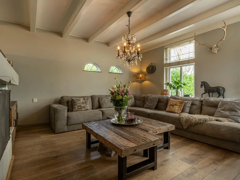 Middelsluissedijk WZ 53, NUMANSDORP