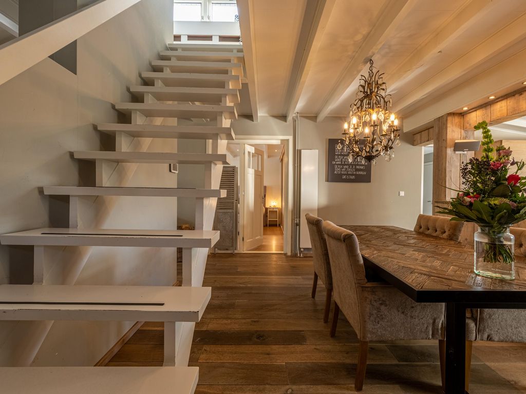 Middelsluissedijk WZ 53, NUMANSDORP