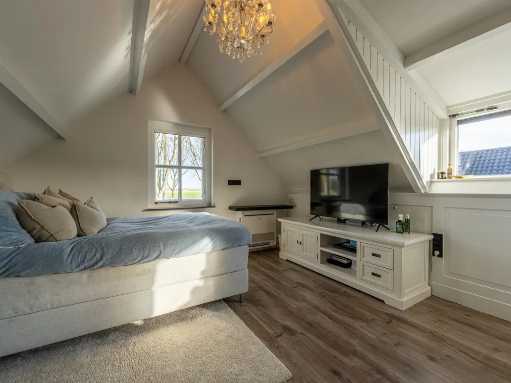 Middelsluissedijk WZ 53, NUMANSDORP