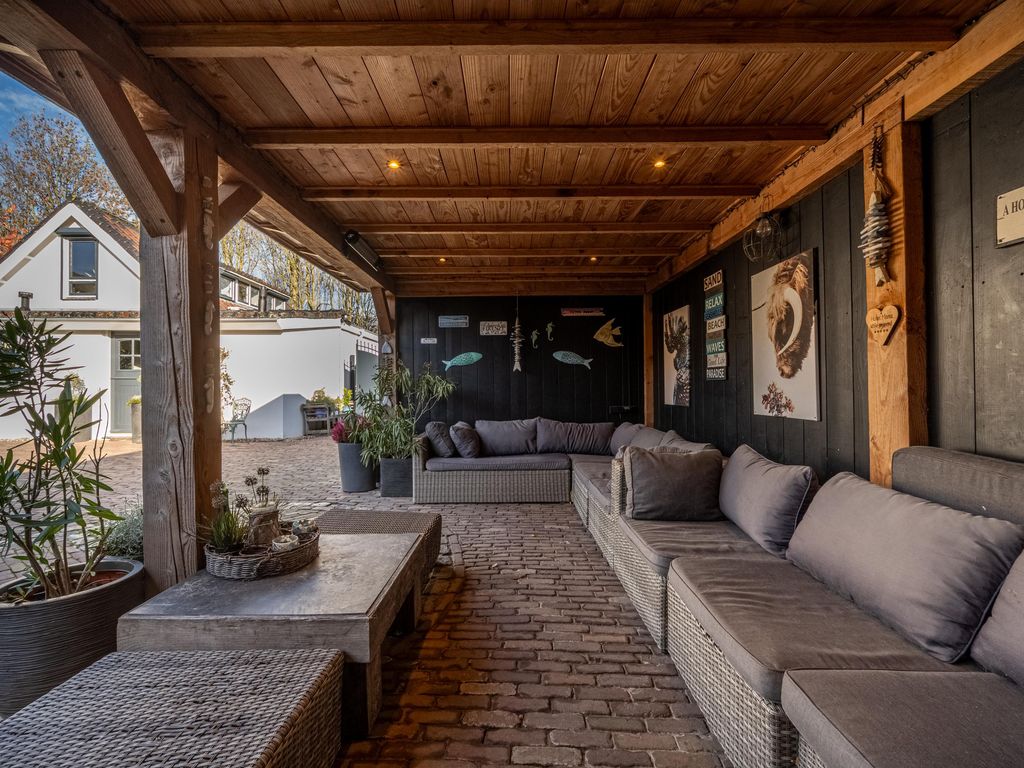 Middelsluissedijk WZ 53, NUMANSDORP