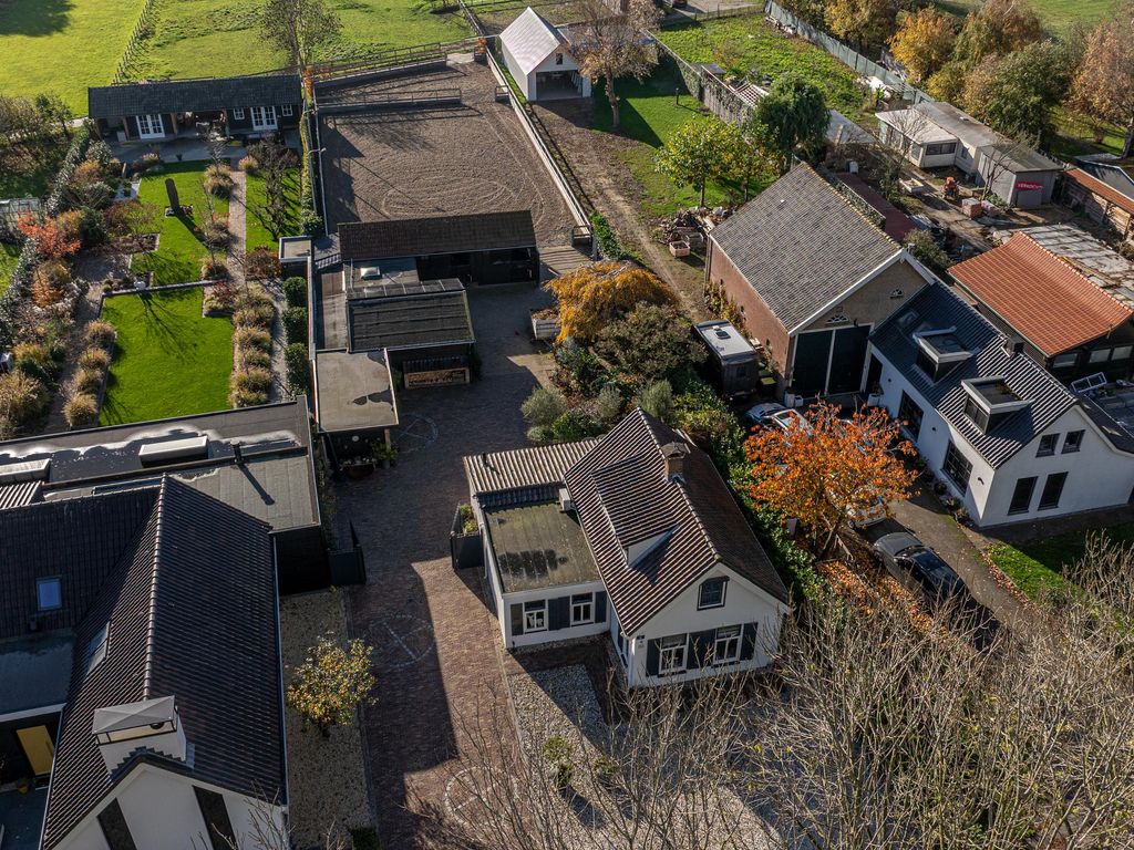 Middelsluissedijk WZ 53, NUMANSDORP