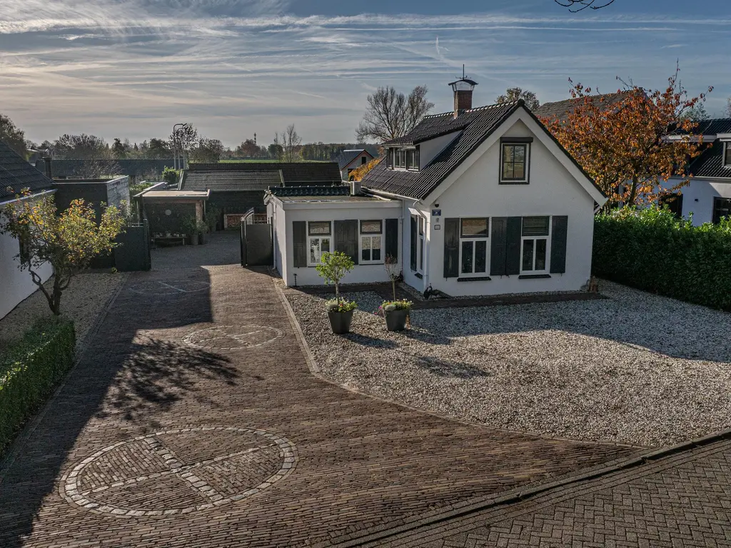 Middelsluissedijk WZ 53, NUMANSDORP