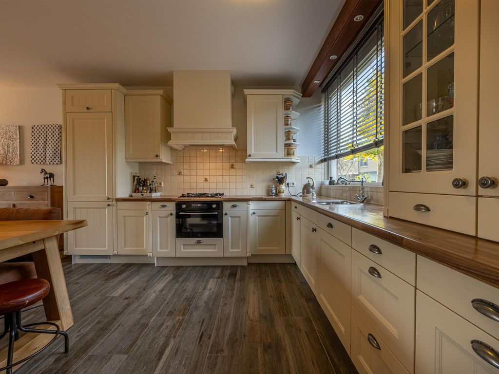 Prins Willem Alexanderln 48, WESTMAAS