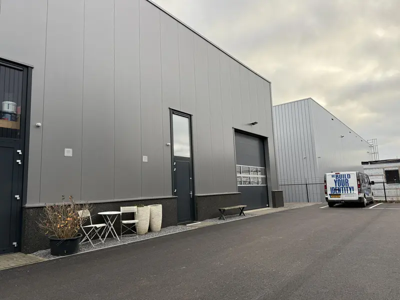 Donkervoortlaan 10, Oud-Beijerland