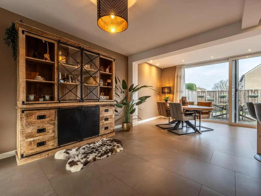 Gravin Sabinastraat 33, ZUID-BEIJERLAND