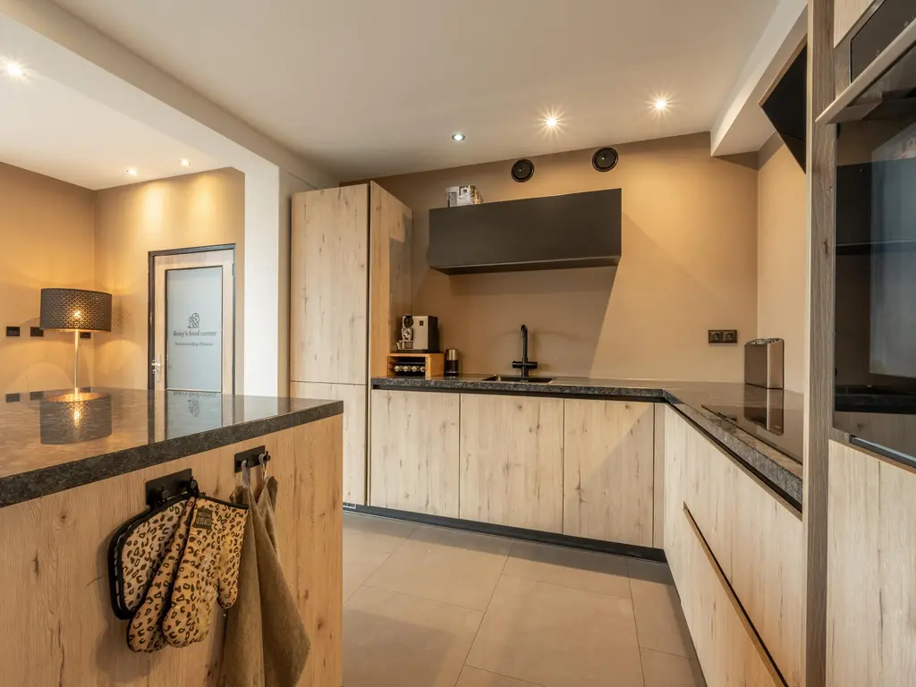 Gravin Sabinastraat 33, ZUID-BEIJERLAND