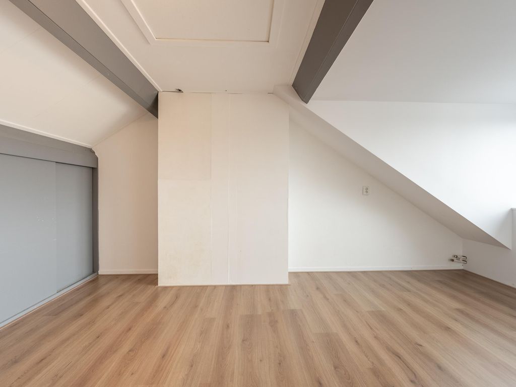 Gravin Sabinastraat 33, ZUID-BEIJERLAND