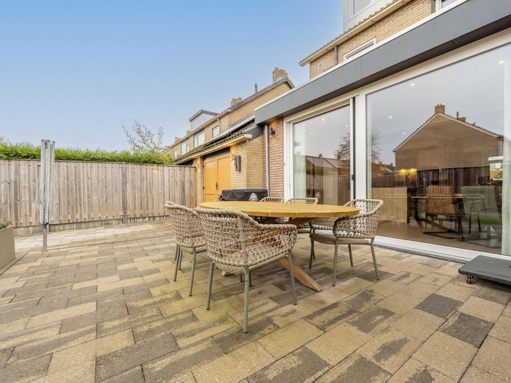 Gravin Sabinastraat 33, ZUID-BEIJERLAND