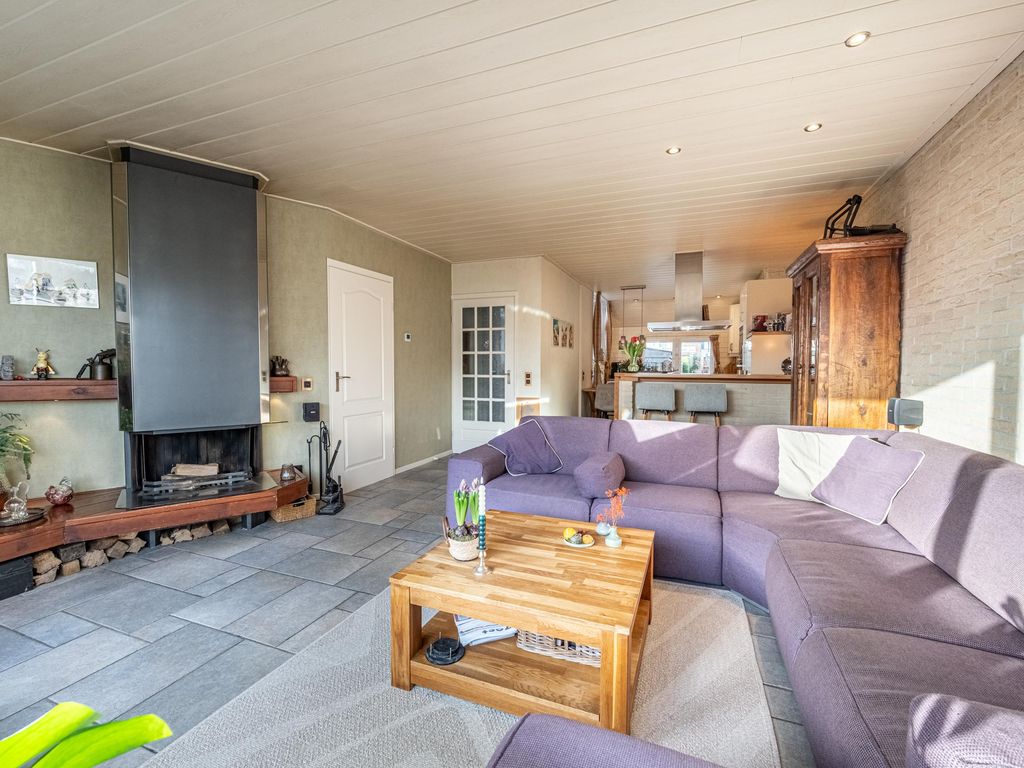 Ravenswey 42, OUD-BEIJERLAND