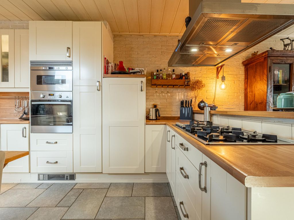 Ravenswey 42, OUD-BEIJERLAND