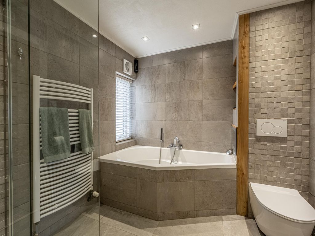 Ravenswey 42, OUD-BEIJERLAND