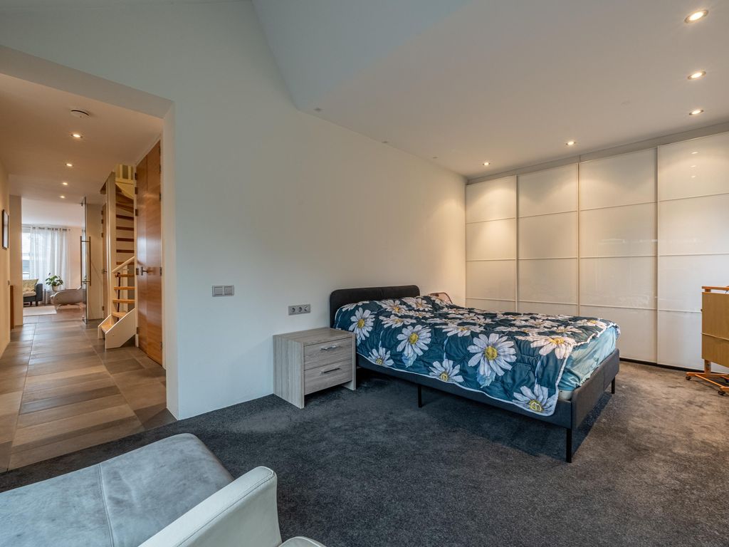 Prinses Irenestraat 25, OUD-BEIJERLAND