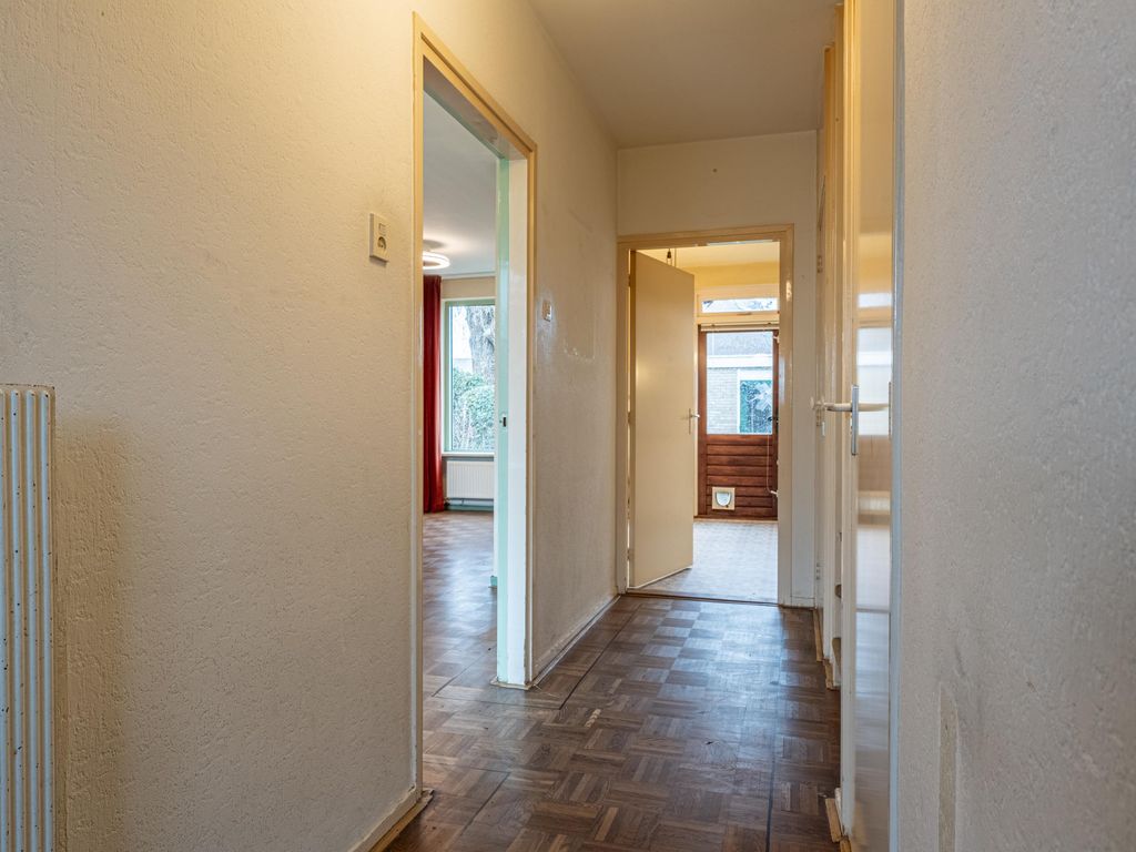 van Ostadestraat 15, OUD-BEIJERLAND