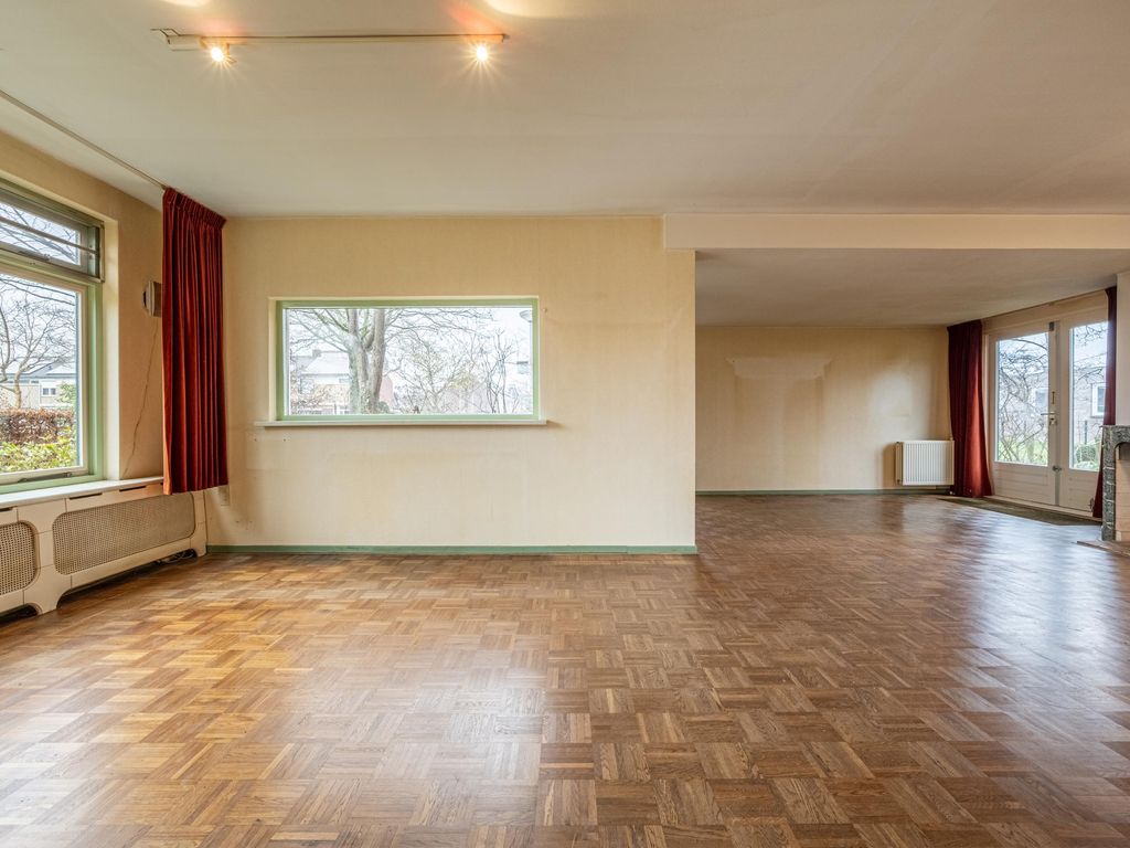 van Ostadestraat 15, OUD-BEIJERLAND