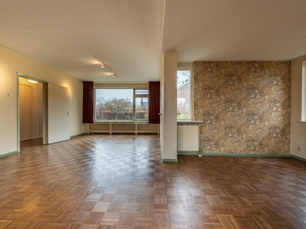 van Ostadestraat 15, OUD-BEIJERLAND