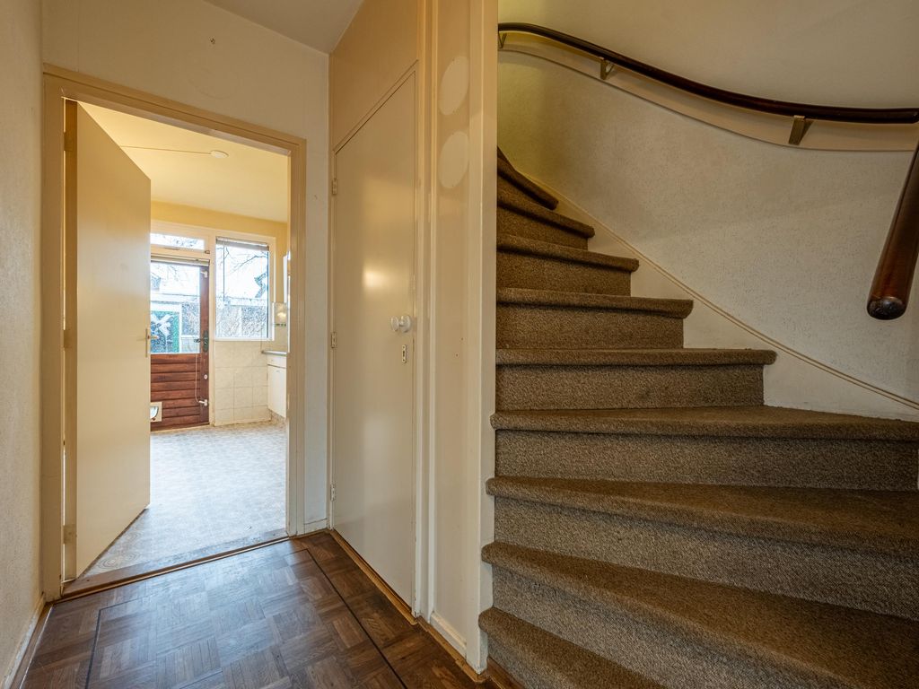 van Ostadestraat 15, OUD-BEIJERLAND