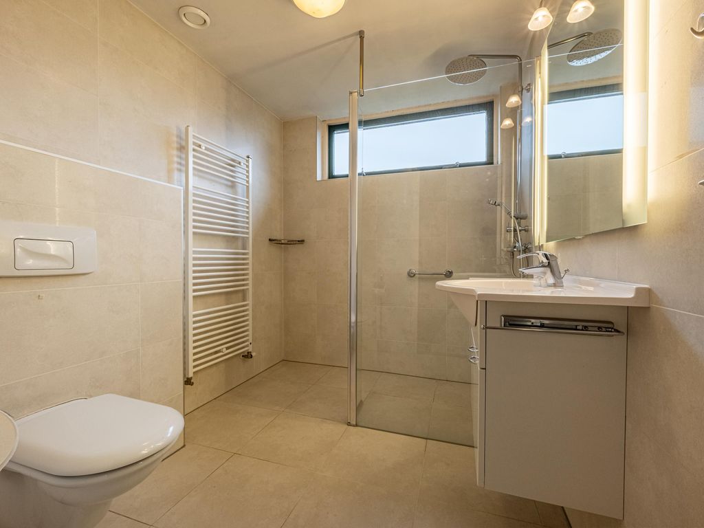 van Ostadestraat 15, OUD-BEIJERLAND