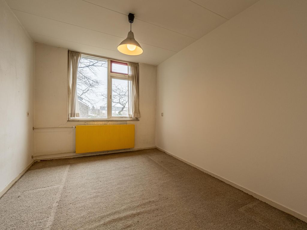 van Ostadestraat 15, OUD-BEIJERLAND