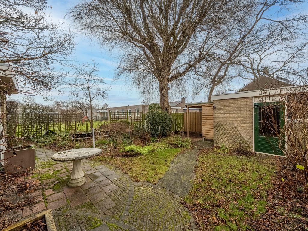 van Ostadestraat 15, OUD-BEIJERLAND