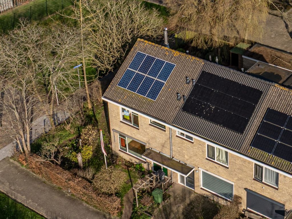 van Ostadestraat 15, OUD-BEIJERLAND