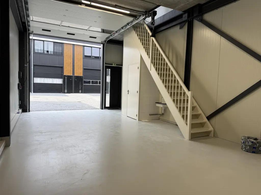 Antonie van Leeuwenhoekstraat 1A 1, Oud-Beijerland