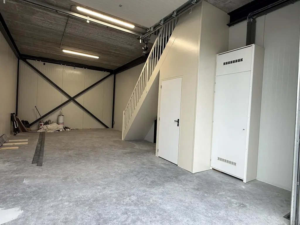 Antonie van Leeuwenhoekstraat 1A 1, Oud-Beijerland