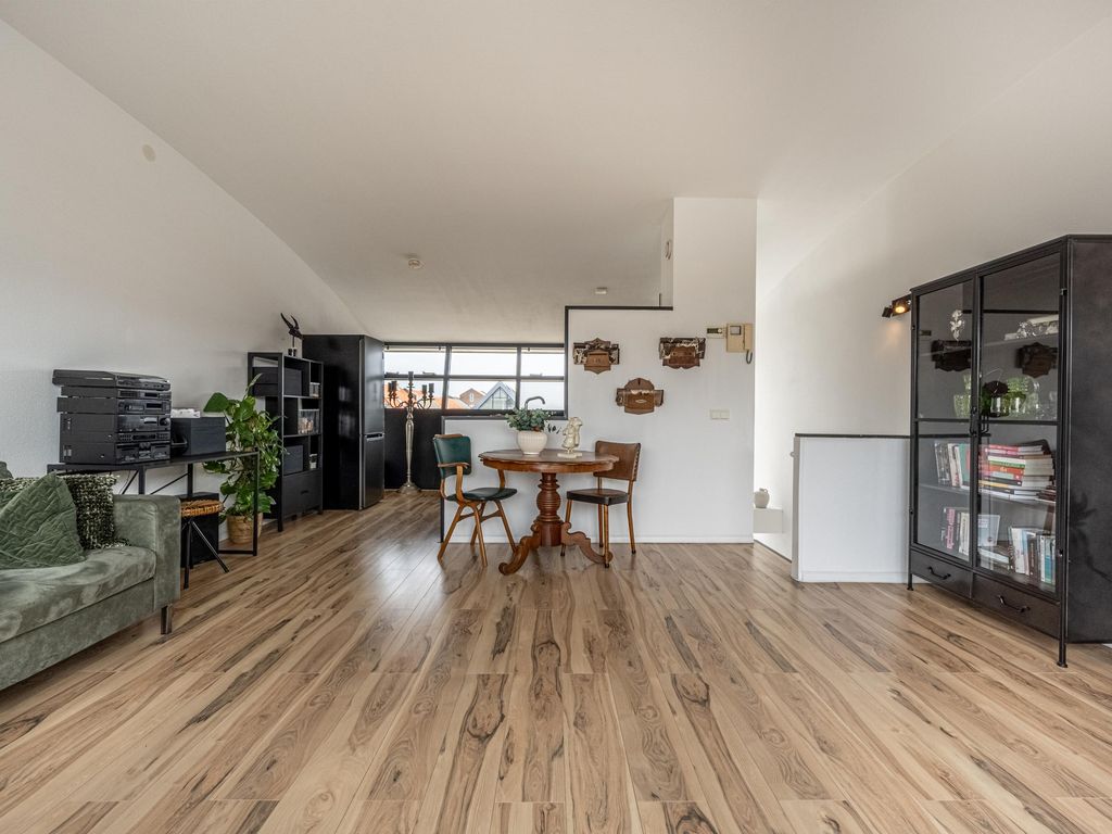 Vierwiekenplein 5, OUD-BEIJERLAND