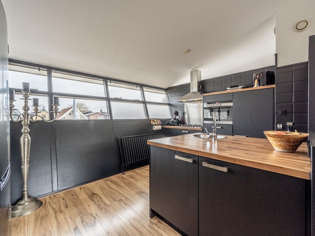 Vierwiekenplein 5, OUD-BEIJERLAND