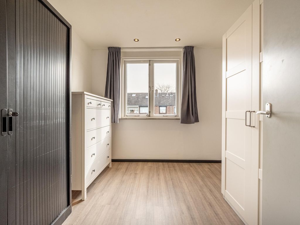 Magnoliastraat 15, OUD-BEIJERLAND