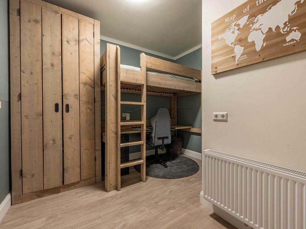 Dorpsstraat 1, Heinenoord